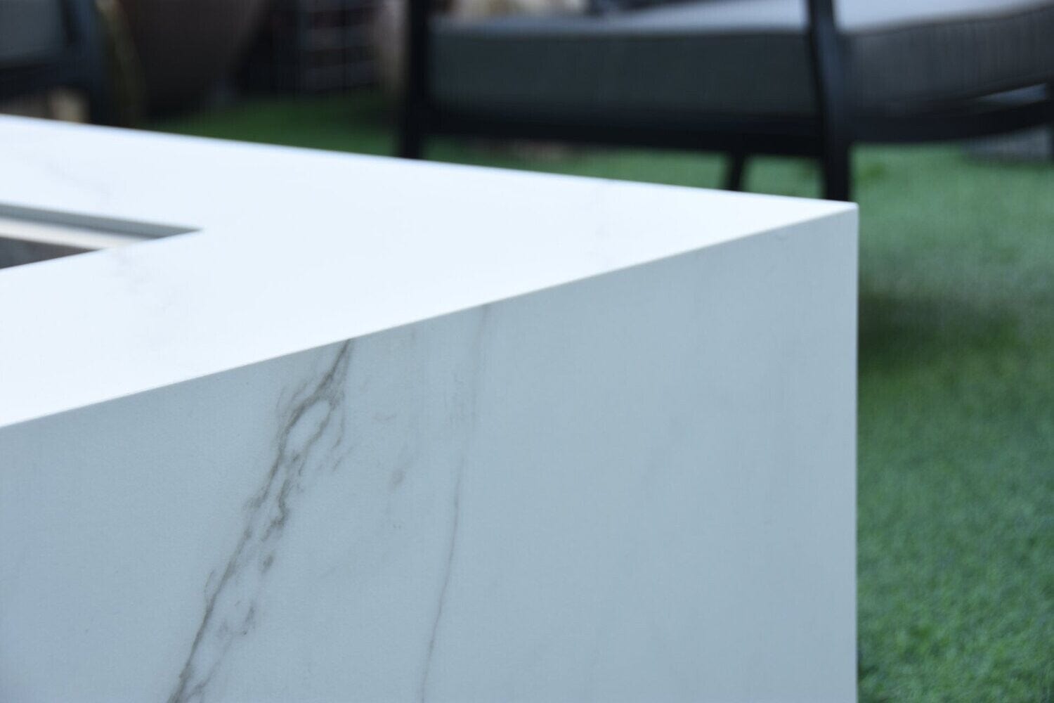 Elementi Fire Table Elementi Bianco Marble Porcelain Fire Table